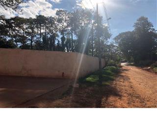 Chácara de terras com 3.005,64m² com construção não averbada de 293,07m² Gleba Lindóia - Londrina PR