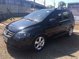 Veículo Importado - VW / Spacefox