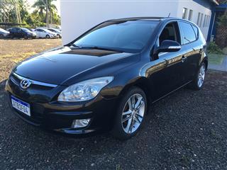 Veículo Imp Hyundai / I 30 2.0 - Vidro Elétrico - Ar Condicionado - Direção Hidráulica.