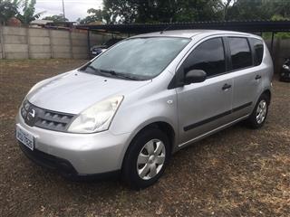 Veículo - Nissan / LIVINA 1.6