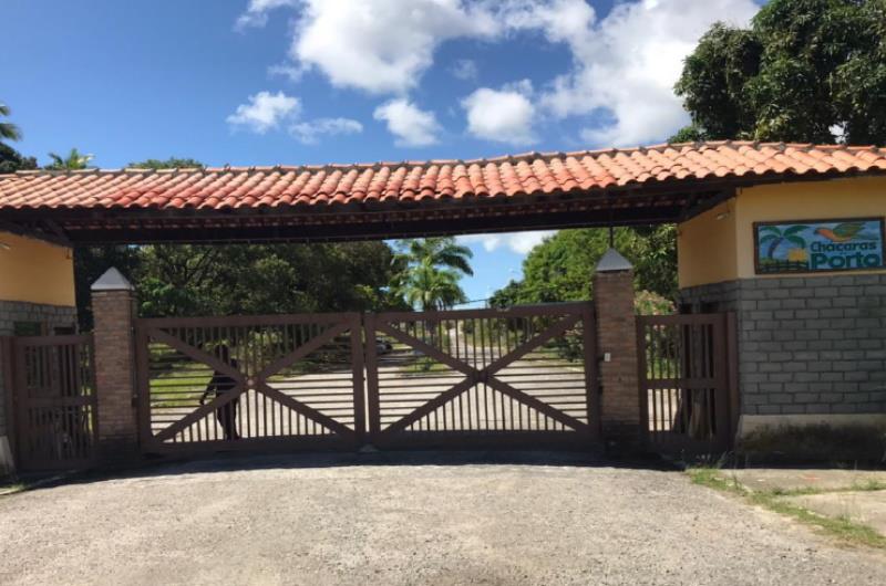 Lote de terreno n° 21, da Quadra M, com área total de 900,00 m², localizado no Loteamento "Porto Summer", na cidade de Ipojuca, PE