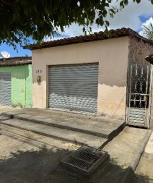 Terreno de 74,92m², com construção não averbada de 62,12m², em Major Isidoro - AL