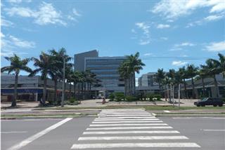 Sala comercial, com área útil de 100,0200m² , localizada no “CENTRO EMPRESARIAL PASEO 555”, Centro, Santo Antônio da Patrulha, RS.